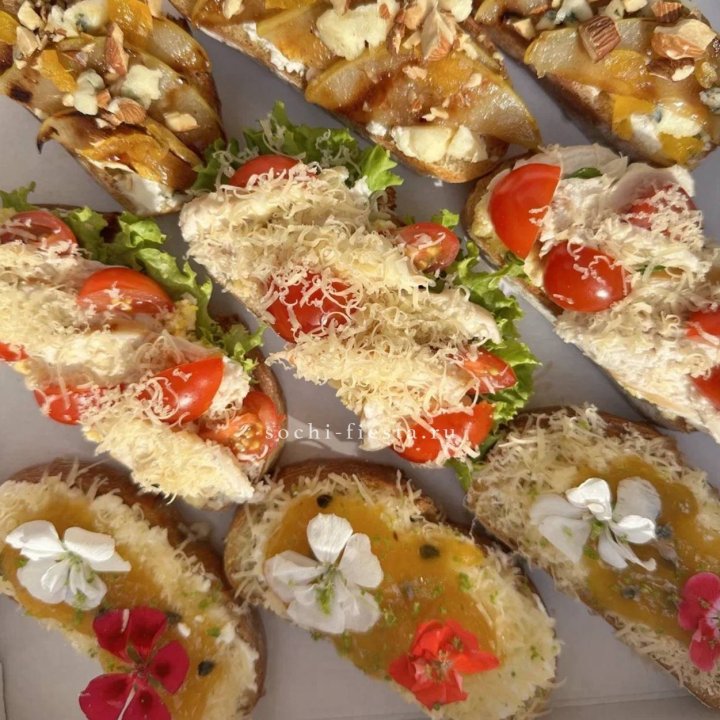 Брускетта «3 вкуса» в Сиде