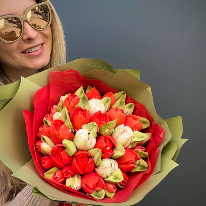 Зефирный букет из тюльпанов с доставкой в Сиде
